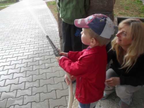 201206041517010.de_dei_hasici_154