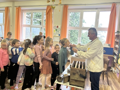 202311151221010.380614900-1690054511479124-3547952497714891552-n