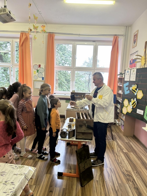 202311151221010.380754699-257144030324636-1396531885868486698-n